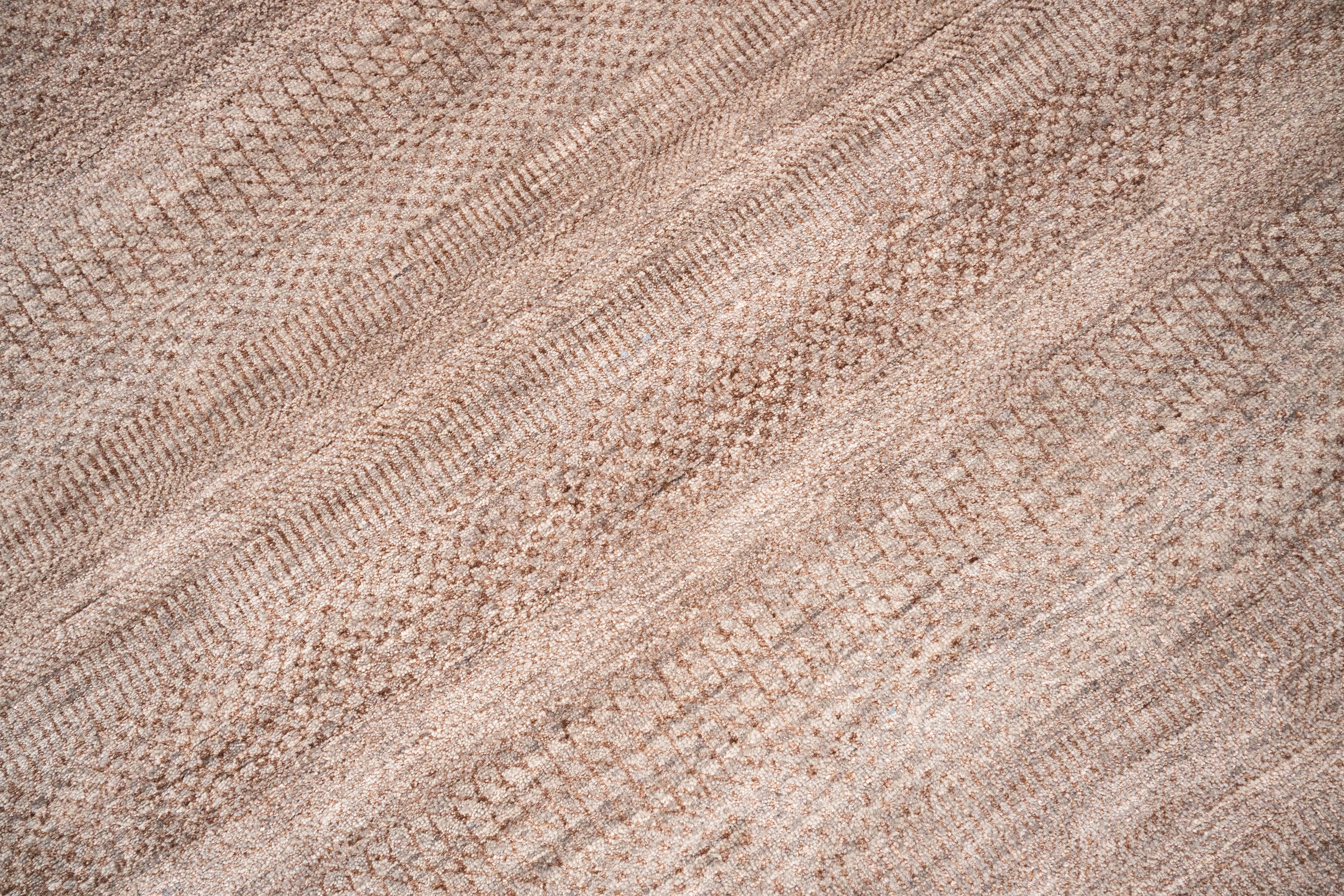 Handknotted Carpet, DIA - 752 MCN, Natural